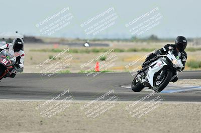 media/Apr-18-2025-TrackDaz (Fri) [[45f5874c44]]/C Group/Session 1 (Turn 7)/